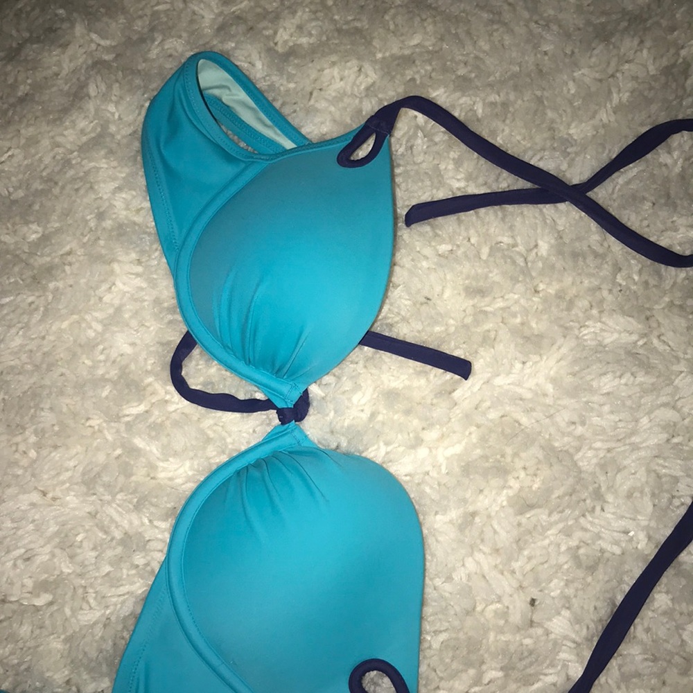 Teal and purple VS top
